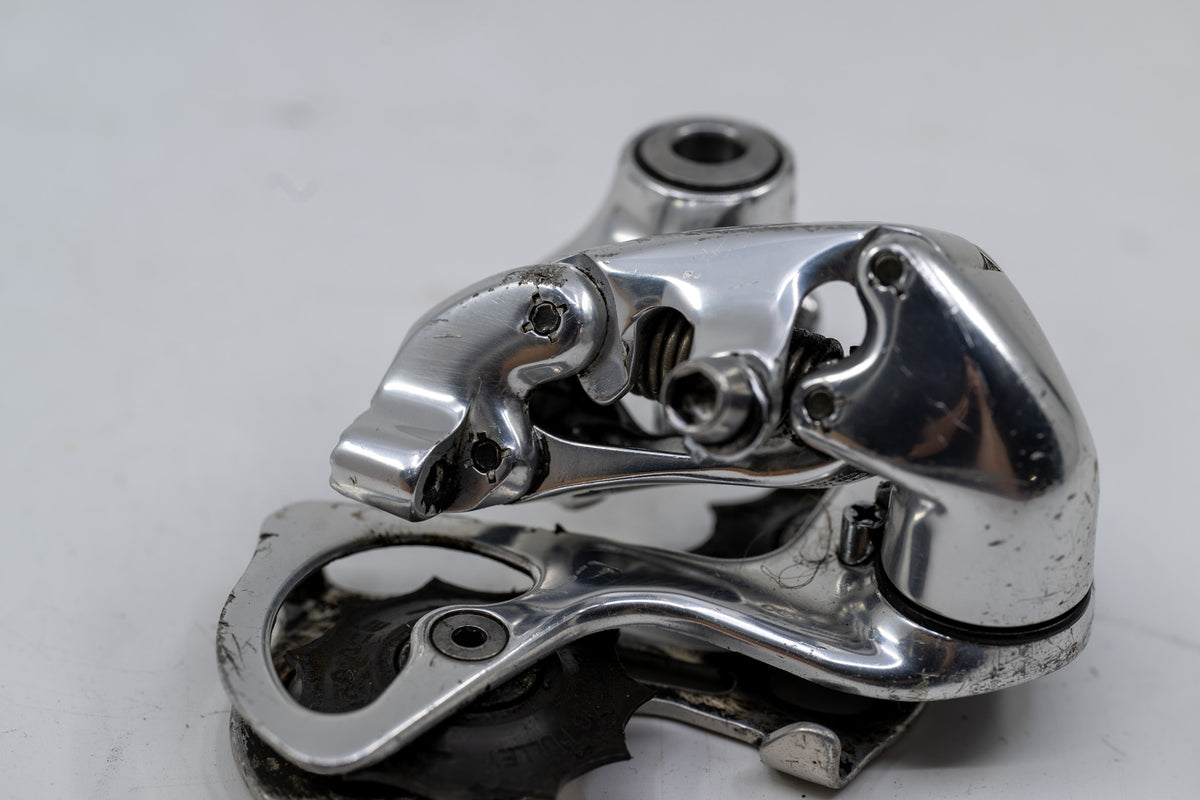 Cage Courte Dérailleur Arrière 9 Vitesses Shimano Dura-Ace RD-7700 Cage Courte Dérailleur Arrière 9 Vitesses Shimano Dura-Ace RD-7700
