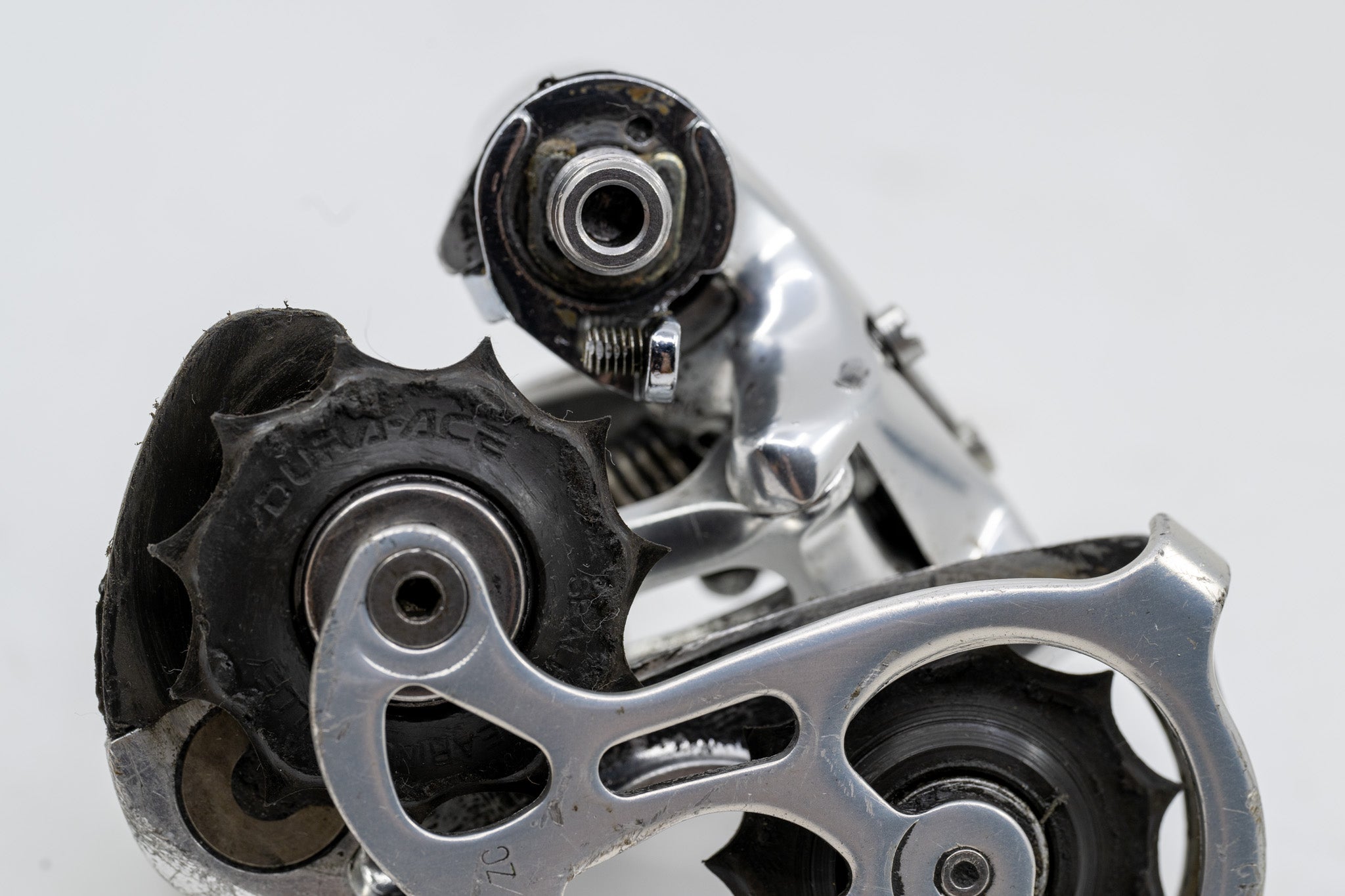 Shimano DuraAce RD-7700 Short Cage 9 speed Rear Derailleur – Bikes